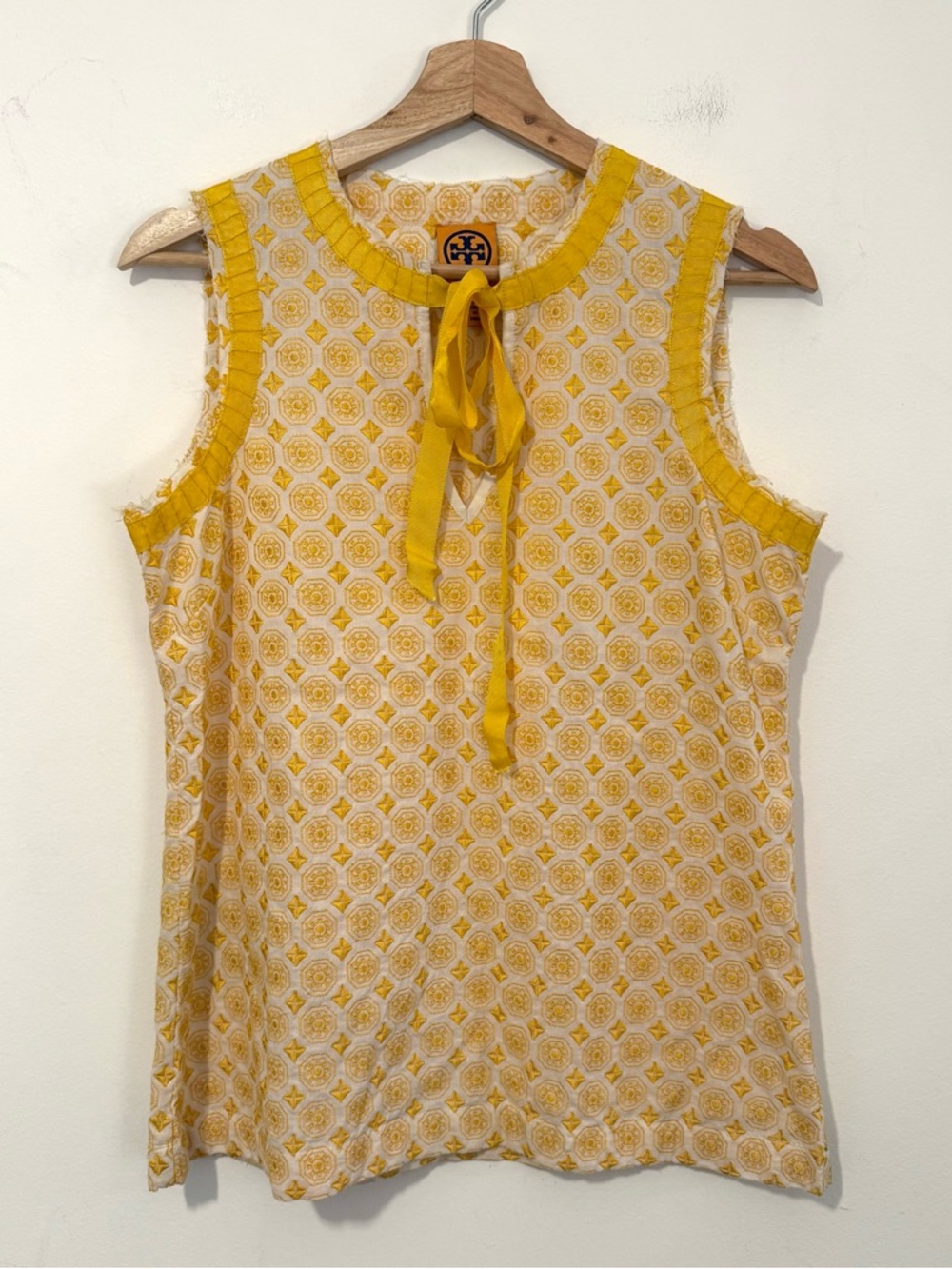 Tory Burch Yellow and White Sleeveless Tie-Neck Printed Blouse